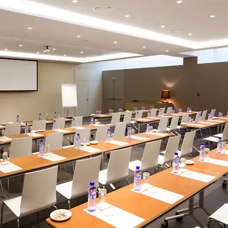 Atenea Port Barcelona 4*