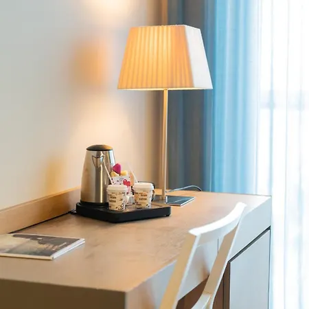 Atenea Port Barcelona Hotel Mataró